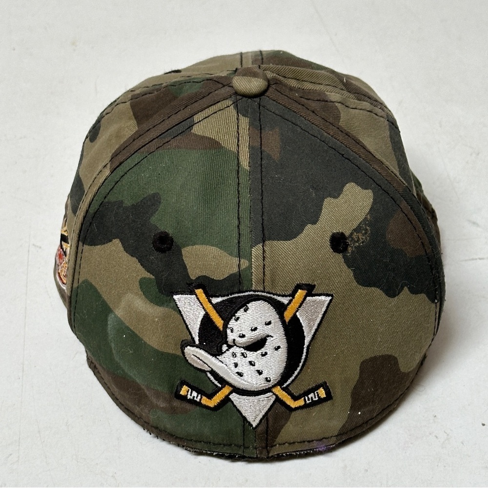 New Era NHL Anaheim Mighty Ducks Camo Hockey Cap Beanie Hat Retro Skullcap